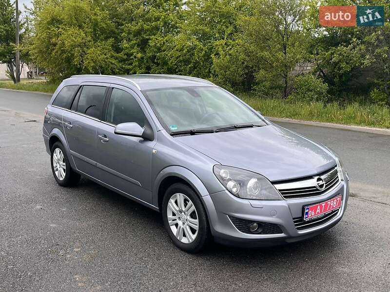 Opel Astra 2009