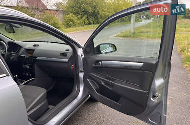 Универсал Opel Astra 2009 в 