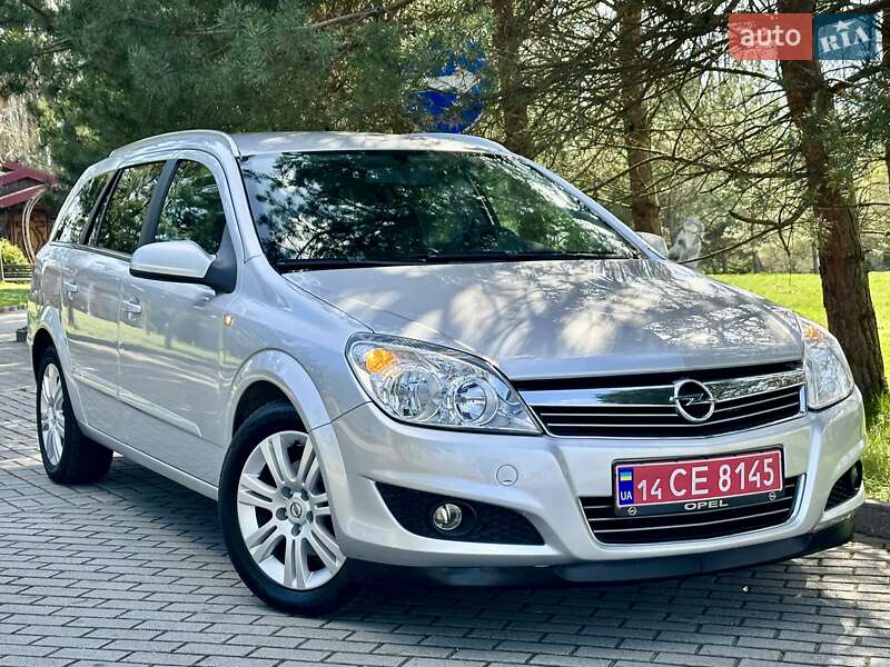 Універсал Opel Astra 2008 в 
