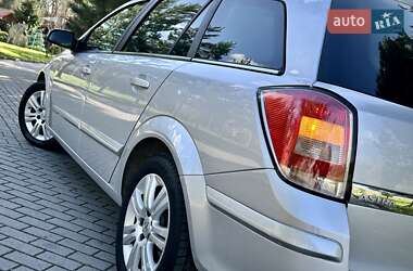 Універсал Opel Astra 2008 в 