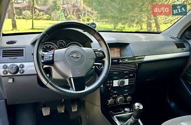 Універсал Opel Astra 2008 в 
