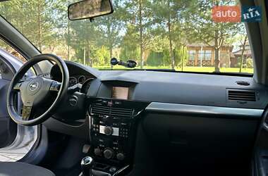 Універсал Opel Astra 2008 в 