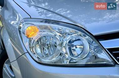 Універсал Opel Astra 2008 в 