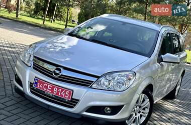 Універсал Opel Astra 2008 в 