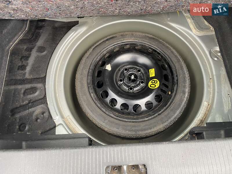 Хэтчбек Opel Astra 2006 в Киеве