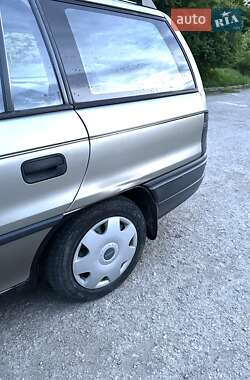 Универсал Opel Astra 1996 в 