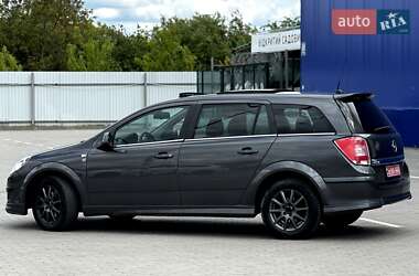 Универсал Opel Astra 2010 в 