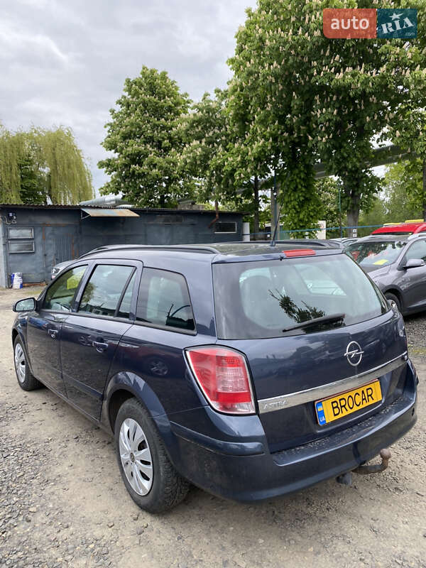 Універсал Opel Astra 2007 в Луцьку