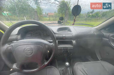 Универсал Opel Astra 1996 в 