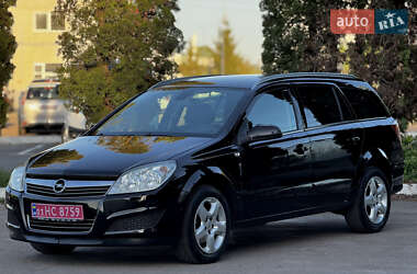 Універсал Opel Astra 2007 в Рівному