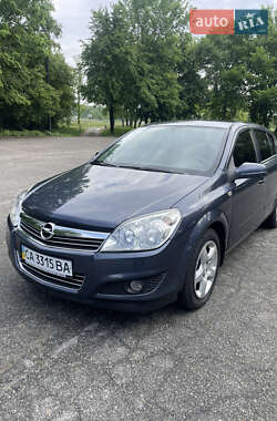 Хетчбек Opel Astra 2008 в Корсунь-Шевченківському
