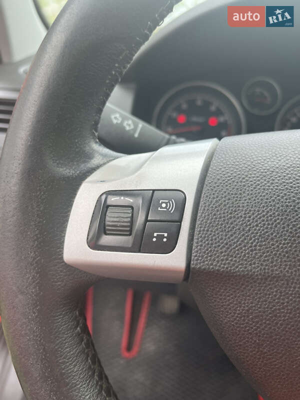 Универсал Opel Astra 2009 в Бучаче