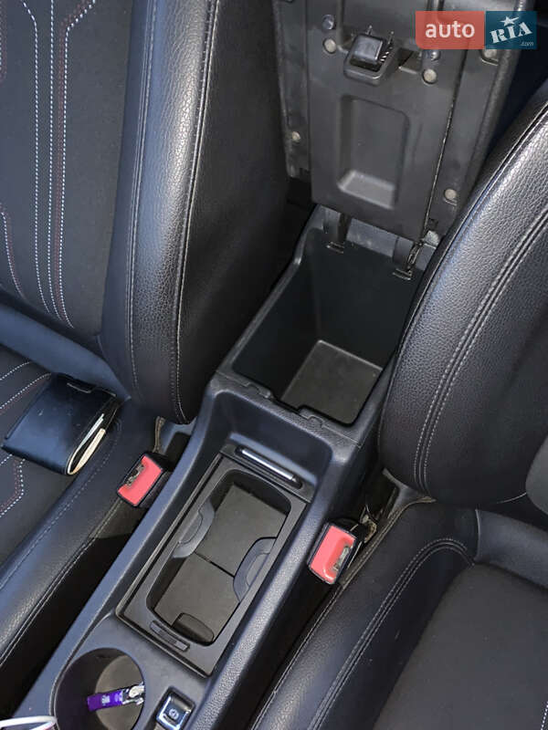Универсал Opel Astra 2012 в Стрые