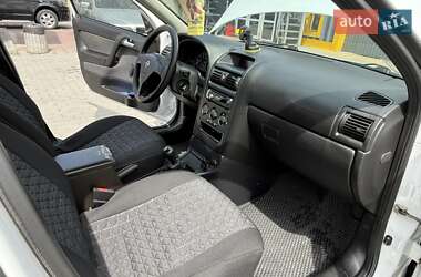 Седан Opel Astra 2007 в 