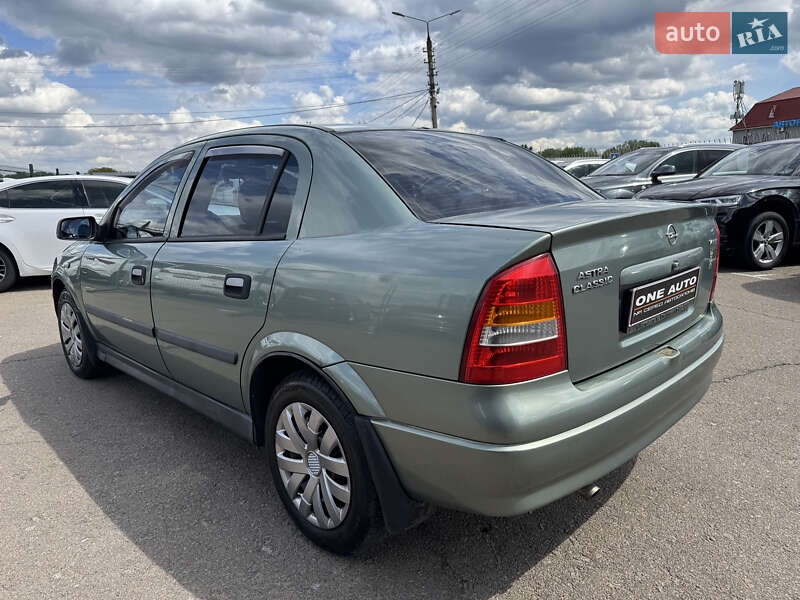 Седан Opel Astra 2007 в Киеве