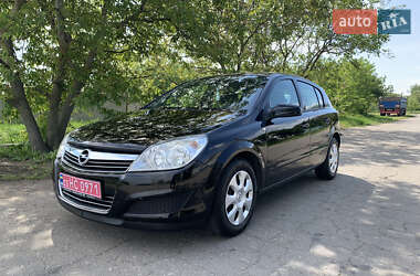 Хэтчбек Opel Astra 2008 в Запорожье