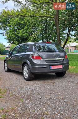 Хетчбек Opel Astra 2009 в 
