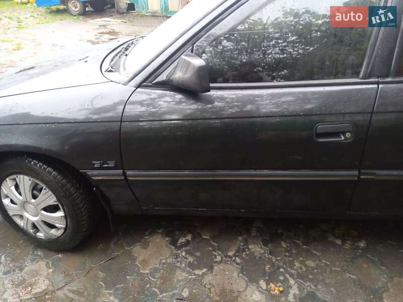 Хэтчбек Opel Astra 1992 в Львове