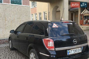 Универсал Opel Astra 2010 в 