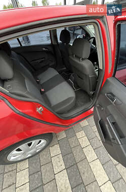 Хетчбек Opel Astra 2005 в 
