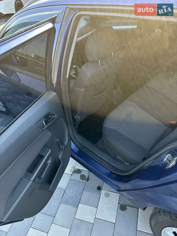 Универсал Opel Astra 2006 в Полтаве