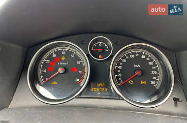 Универсал Opel Astra 2006 в 