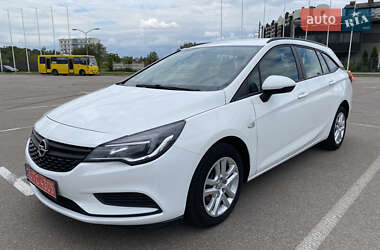 Универсал Opel Astra 2018 в Киеве