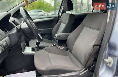 Универсал Opel Astra 2009 в 