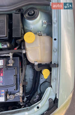 Хэтчбек Opel Astra 2001 в 