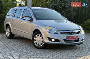 Универсал Opel Astra 2008 в 
