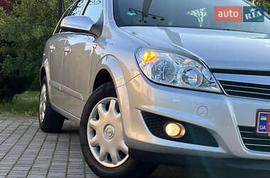 Универсал Opel Astra 2008 в 