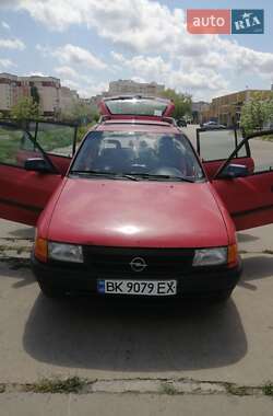 Універсал Opel Astra 1994 в Херсоні