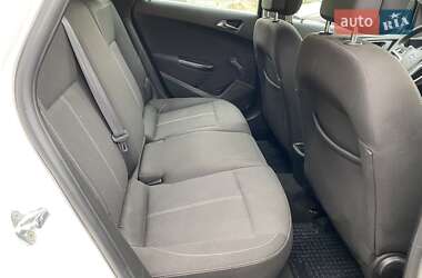 Универсал Opel Astra 2014 в 