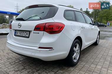Универсал Opel Astra 2014 в 
