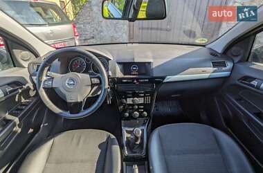 Універсал Opel Astra 2009 в 