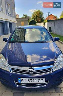 Хетчбек Opel Astra 2008 в Івано-Франківську