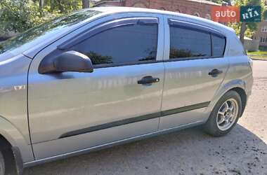 Хетчбек Opel Astra 2008 в  фото 9 Хетчбек Opel Astra 2008 в