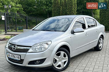 Седан Opel Astra 2007 в Прилуках