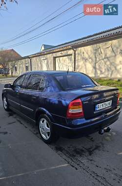 Седан Opel Astra 2000 в 