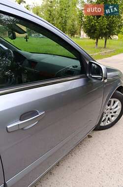 Універсал Opel Astra 2004 в 