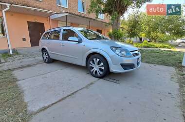 Универсал Opel Astra 2005 в 