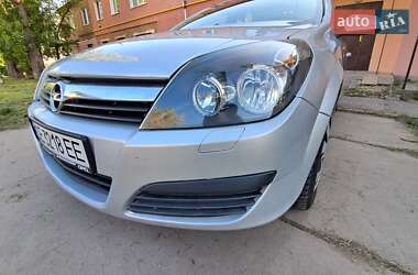 Универсал Opel Astra 2005 в 