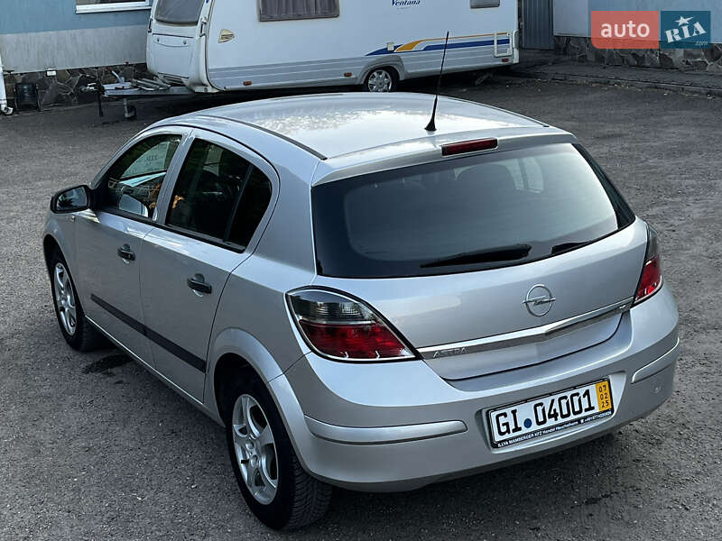 Хетчбек Opel Astra 2009 в Луцьку