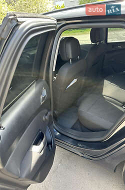 Універсал Opel Astra 2013 в 