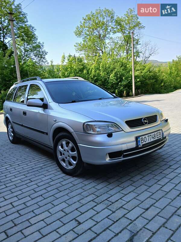 Универсал Opel Astra 2002 в Тернополе