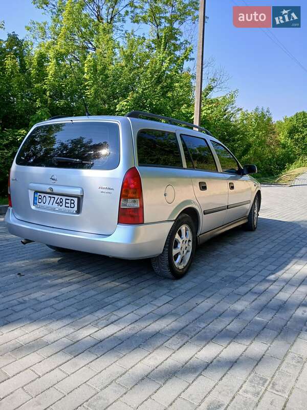 Универсал Opel Astra 2002 в Тернополе