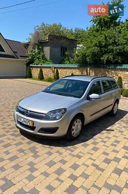 Универсал Opel Astra 2006 в 