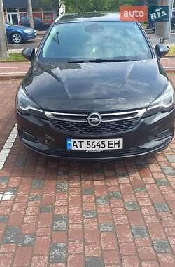 Универсал Opel Astra 2016 в Ивано-Франковске