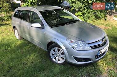 Универсал Opel Astra 2009 в Каменке