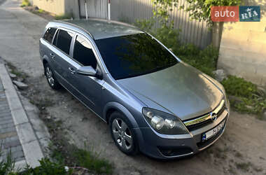 Универсал Opel Astra 2006 в 